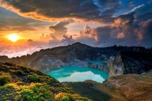danau-kelimutu